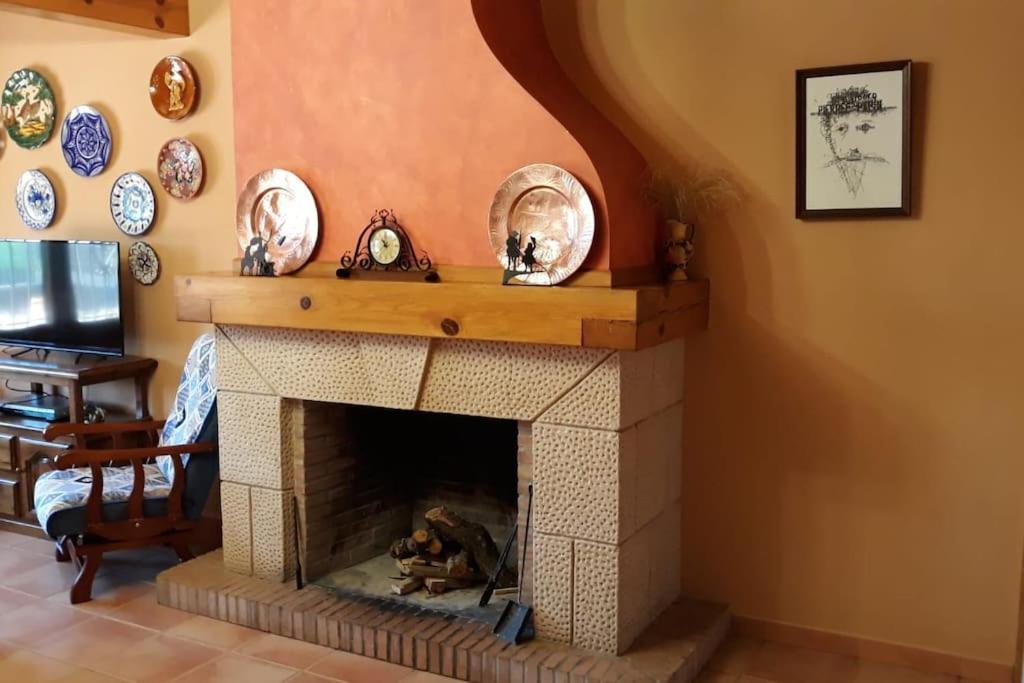 Casa Rural La Teja - Lagunas De Ruidera 오사 데 몬티엘 외부 사진
